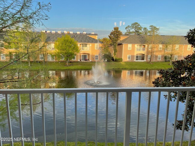 Building Photo - 9575 Amarante Cir