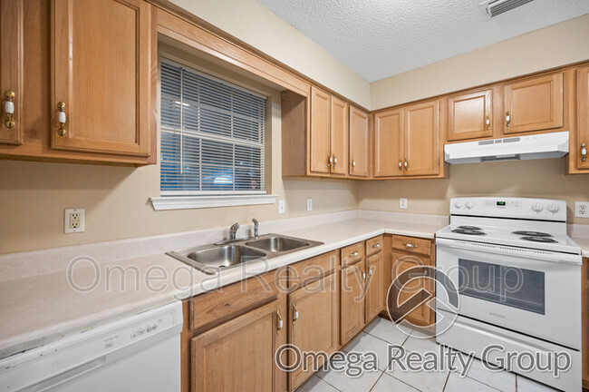 Building Photo - 6936 Magnolia Trace