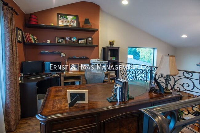 Building Photo - 3461 Montair Ave