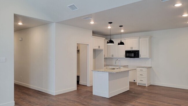 Building Photo - 7208 22nd Pl