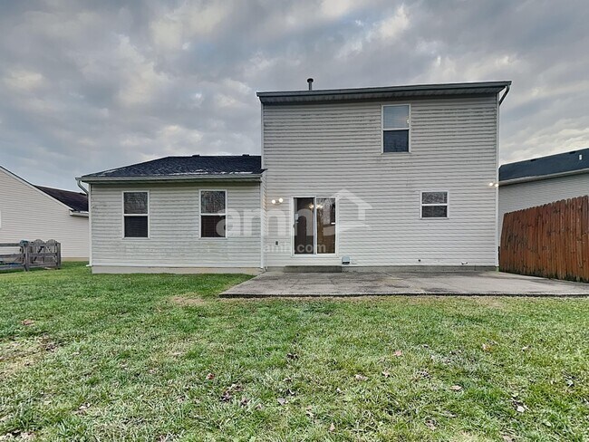 Building Photo - 557 Whispering Pines Pl