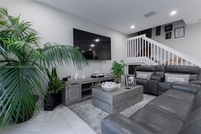 Building Photo - 16377 SW 71st Terrace