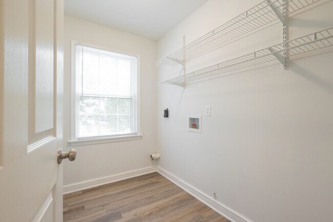 Building Photo - Charming 3 Bedroom Single-Family Home for Rent in Chester!