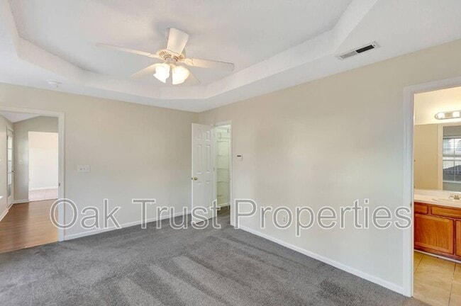 Building Photo - 5098 Westview St