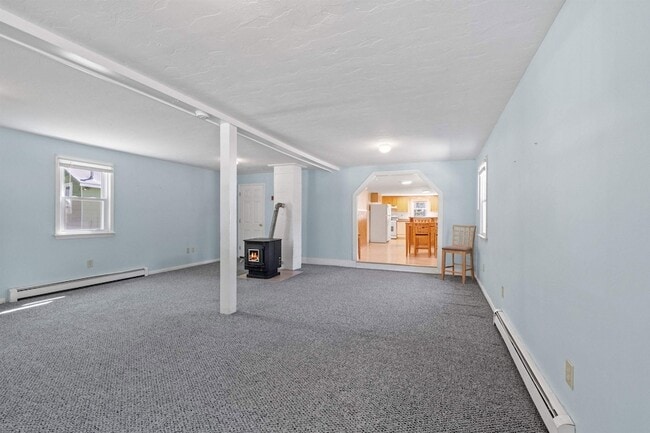 Building Photo - 36 Lark St