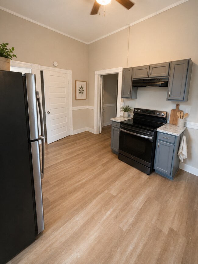 Building Photo - 4052 Mikado Ave