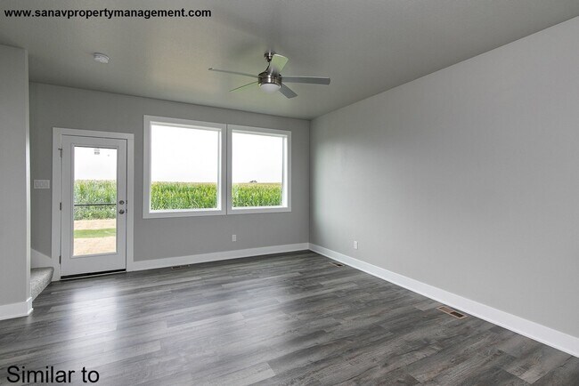 Building Photo - Experience Home Perfection in Style! Spacious 3-Bed Home Coming Up in Ankeny!