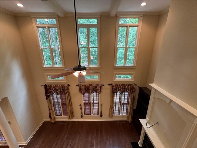 Building Photo - 510 Lake Medlock Dr