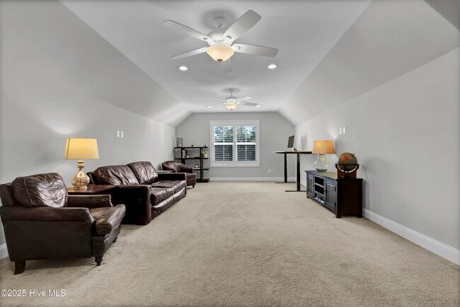 Building Photo - 469 Scrub Oaks Dr