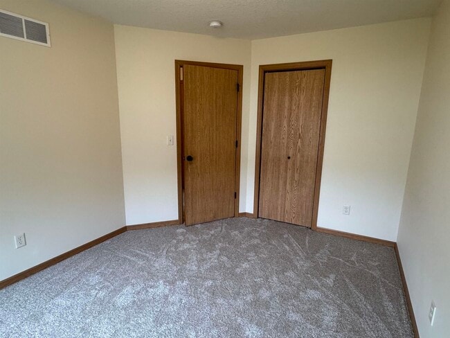 Building Photo - 3802 W 15th St Ct