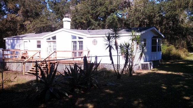 Building Photo - 40247 Mathews Rd