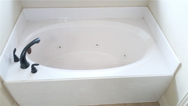 Building Photo - 2703 SW Ledbury Cove