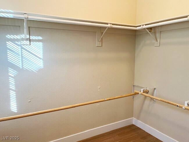 Building Photo - 7078 Glacier River Ave