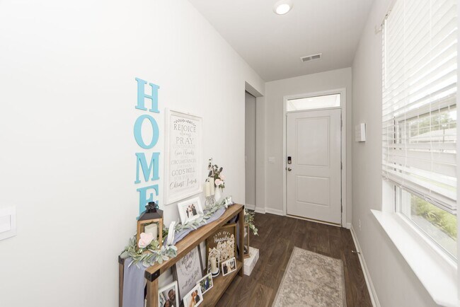 Building Photo - 3 Bedroom 2 Bath Home in Cane Bay Plantation - Summerville