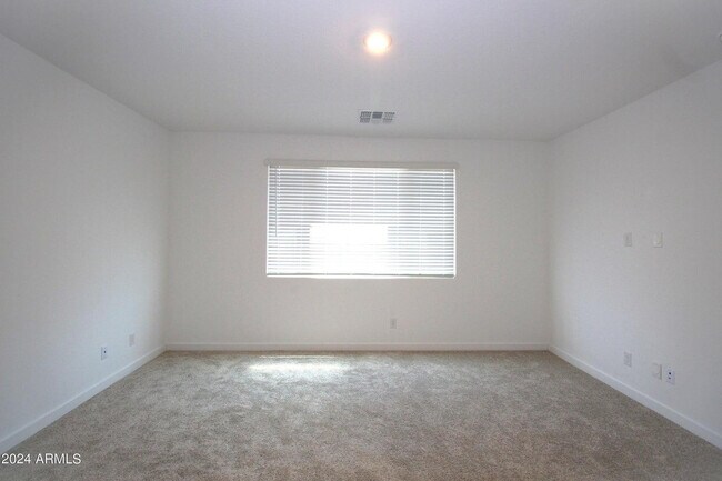 Building Photo - 1649 W la Mirada Dr