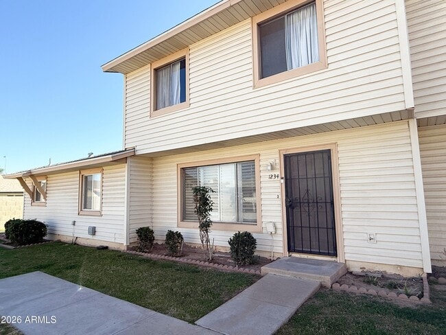 Building Photo - 1234 E Baker Dr