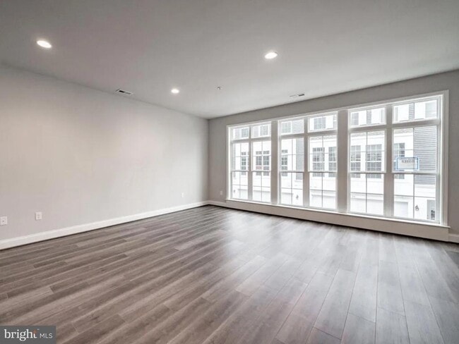 Building Photo - 3116 Detweiler Ln