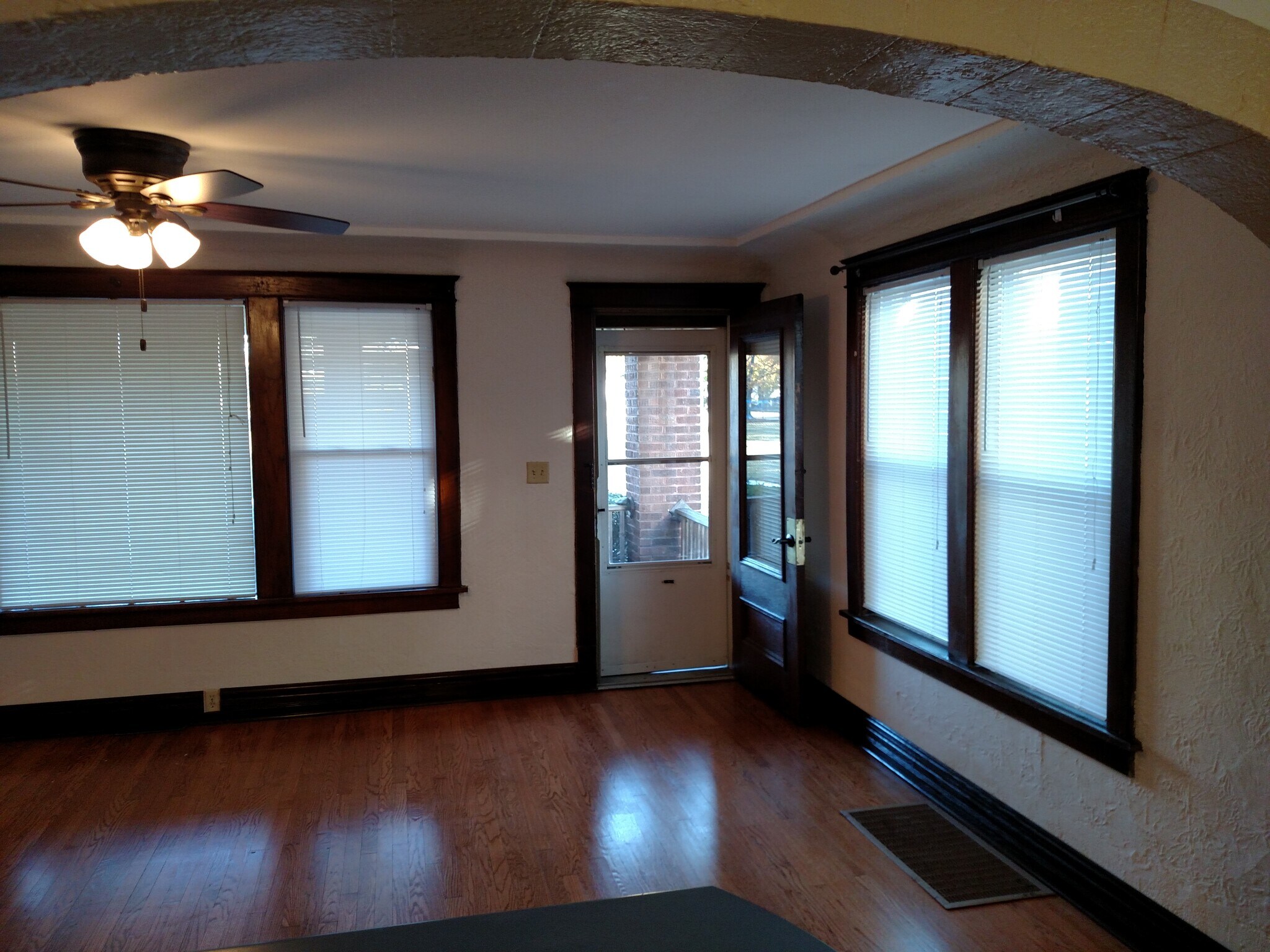 Building Photo - 1031 Arthur Ave