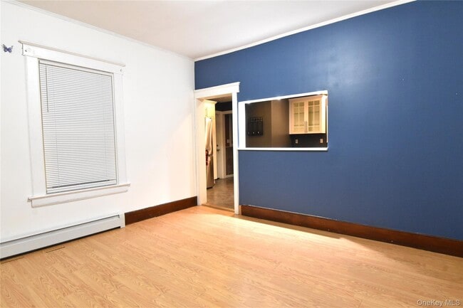 Building Photo - 28 Roosevelt Ave