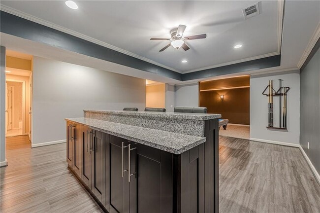 Building Photo - 927 Laurel Wood Ct