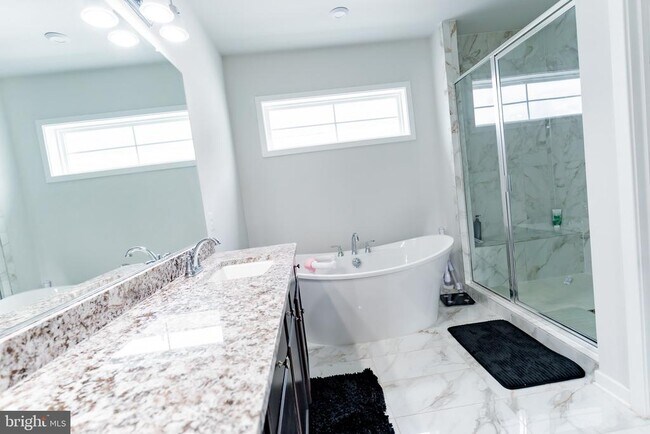 Building Photo - 41914 Spring Air Dr