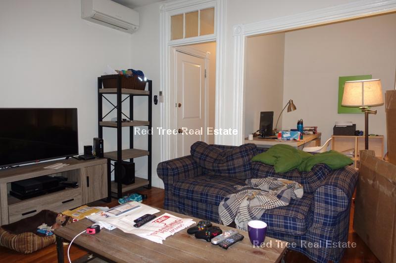 Building Photo - 49 St Germain St