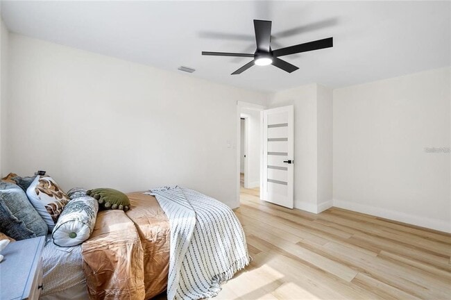 Building Photo - 4412 W Trilby Ave