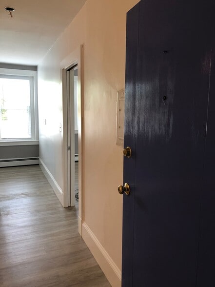 Apartment 4, second floor - 165 W Emerson St