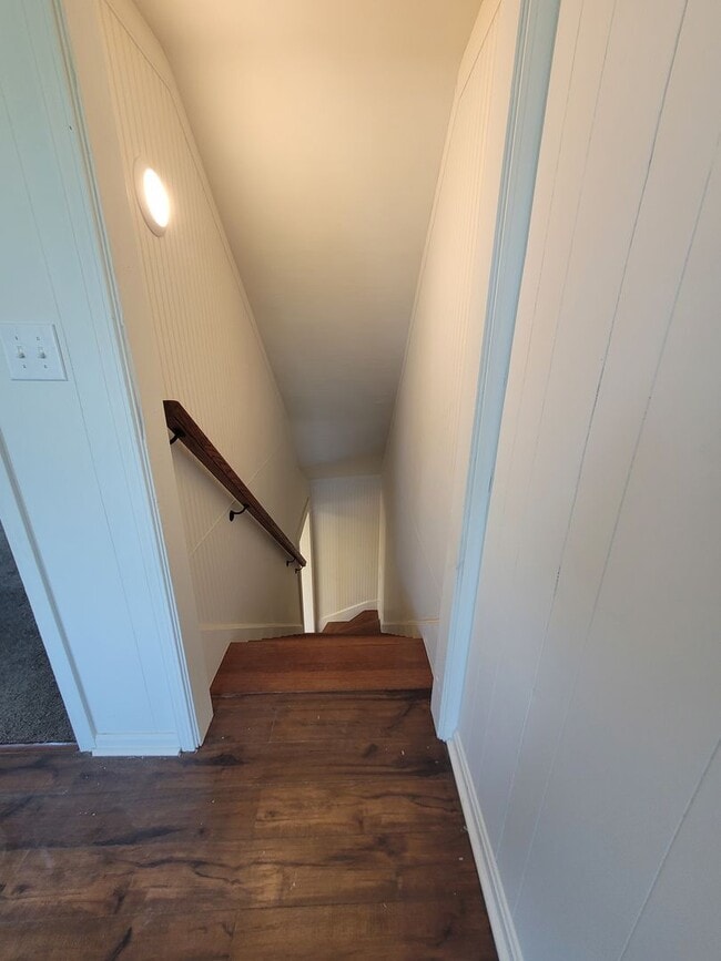 Building Photo - Newly renovated 2 Bedroom Townhome Gordonville