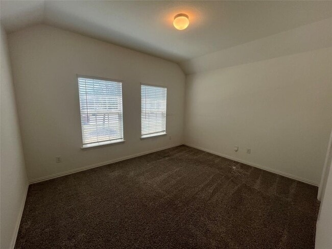 Building Photo - 212 Baralo St