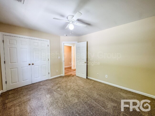 Building Photo - 5180 Deveron St