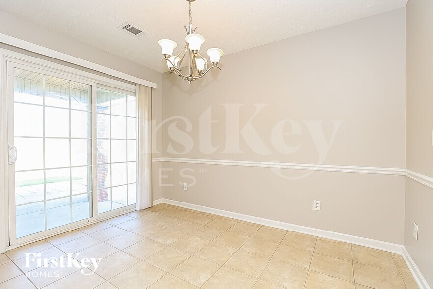 Building Photo - 8117 Bostic Dr
