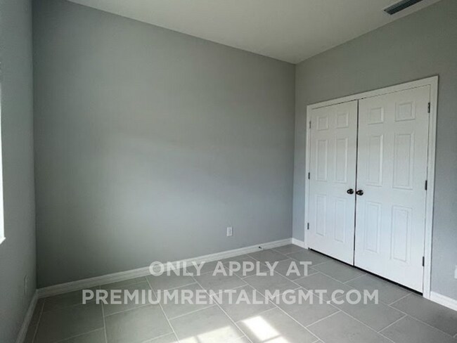 Building Photo - Wiregrass-1415 Grassland Ave St. Cloud, FL 34771