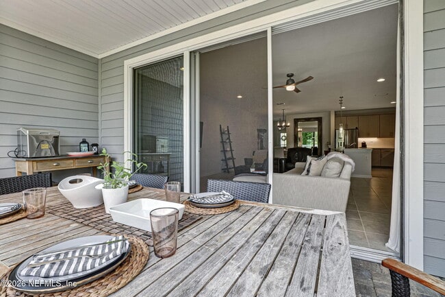 Building Photo - 124 Pine Bluff Dr