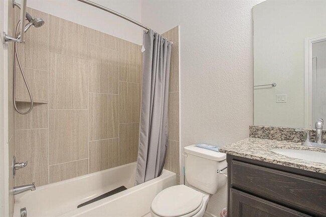 Building Photo - 29138 Garden River Ct