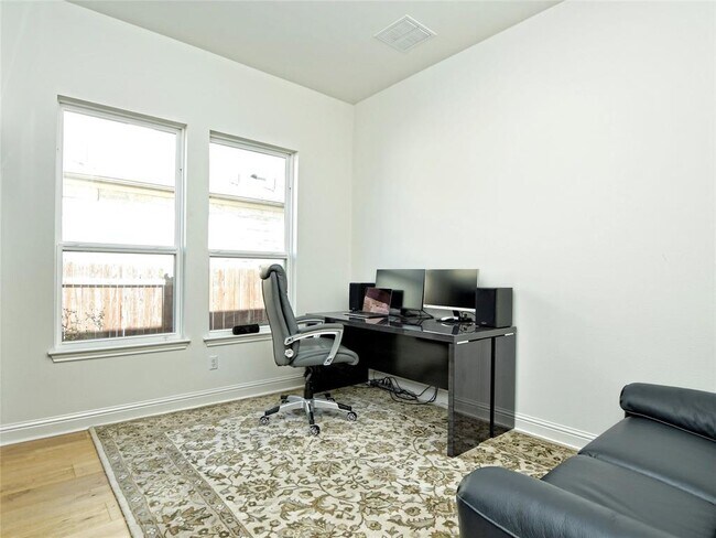 Building Photo - 4100 Rainy Creek Ln