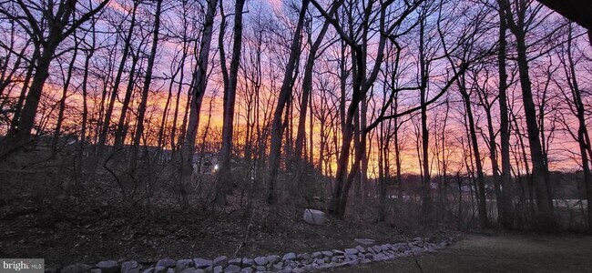 Building Photo - 5800 Cove Landing Rd