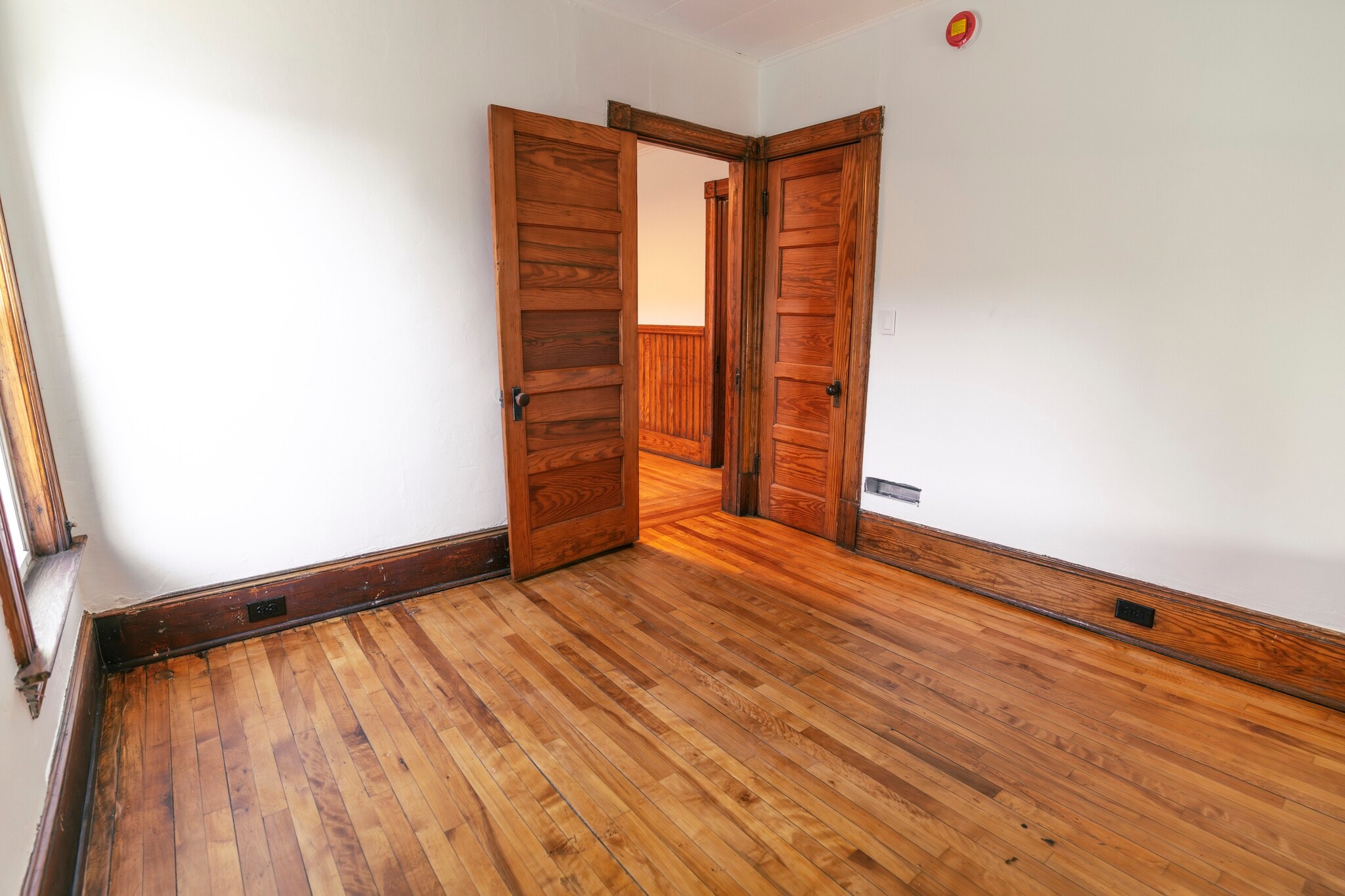 Bedroom - 167 N Union St