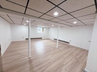 Building Photo - 12 Bruce Dr