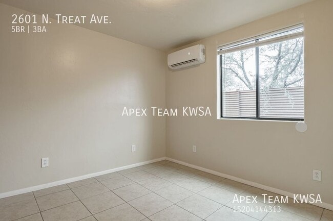 Building Photo - 2601 N Treat Ave