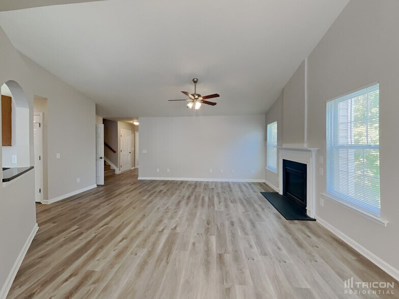 Building Photo - 3810 Abbeywood Pl