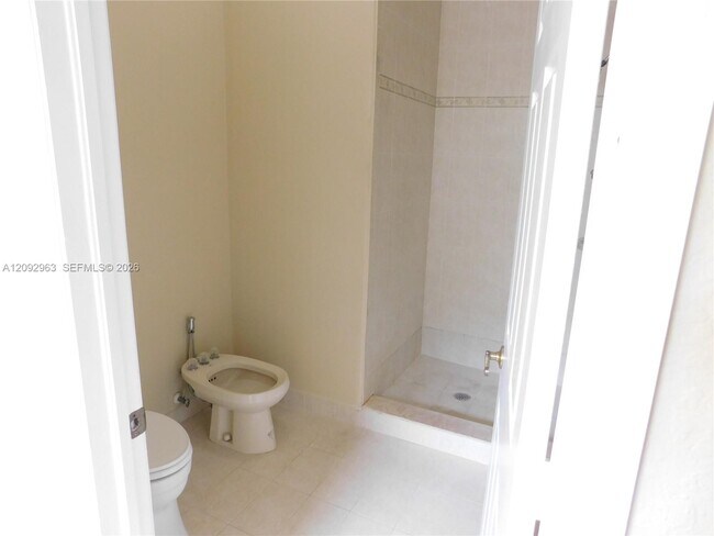 Building Photo - 21800 SW 184th Pl