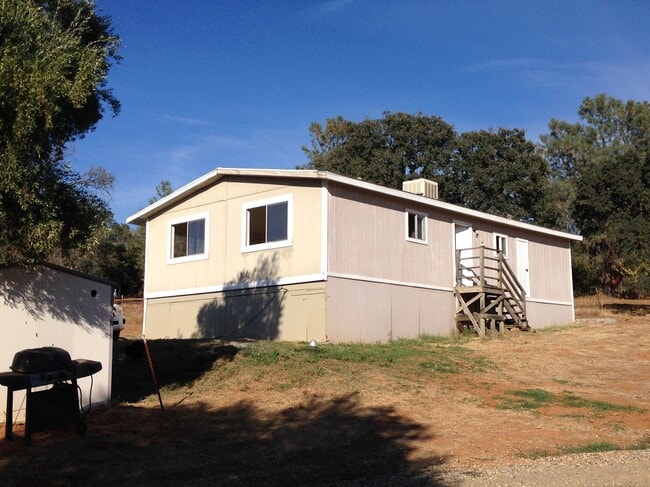 Building Photo - 5560 Old Olive Highway