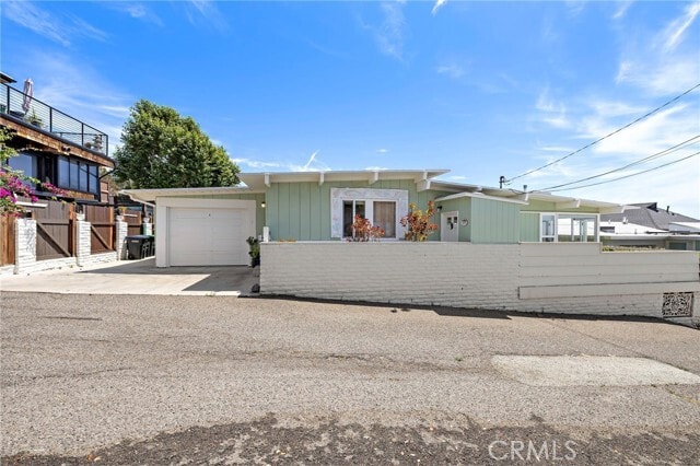 Building Photo - 31674 Seacove Dr