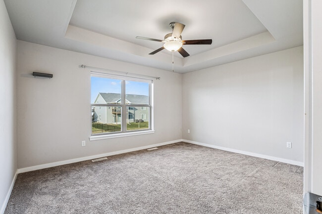 Building Photo - 785 River Bnd Ln