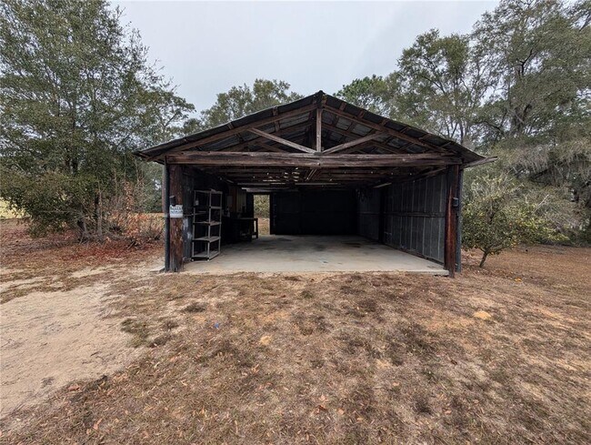 Building Photo - 8481 S Great Oaks Dr