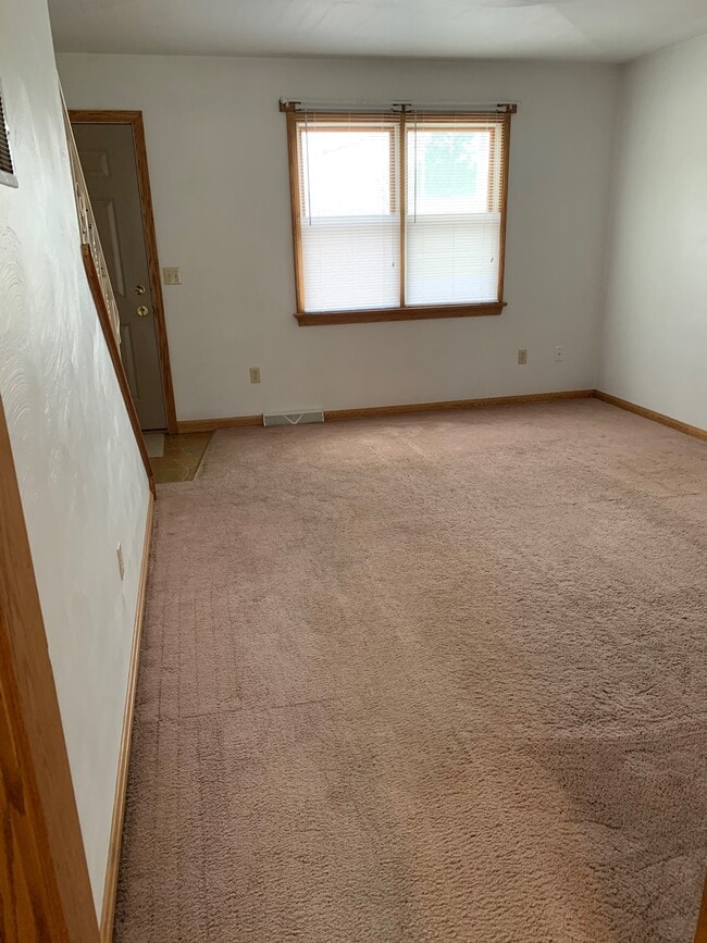 Living room - 2901 Lena Ct