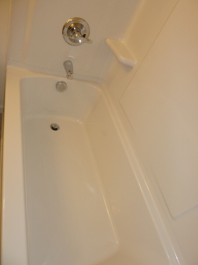 Building Photo - Beautiful Brick Home in Primrose Creek – B...