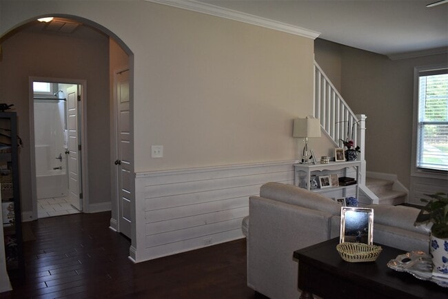 Building Photo - 2070 Sans Souci Rd