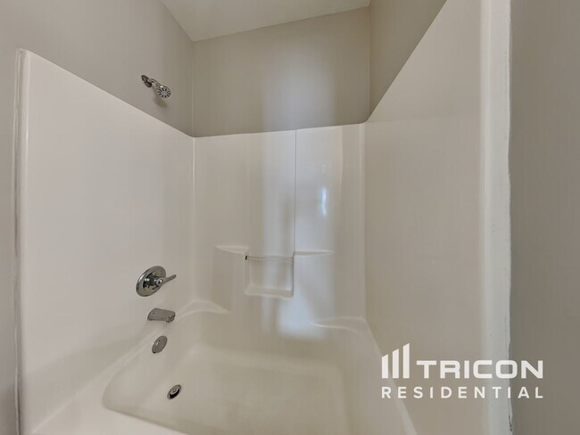Building Photo - 12405 Walden Lea Dr